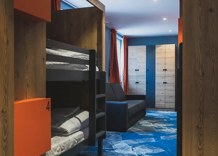 Base Camp - Les 2 Alpes Les Deux Alpes