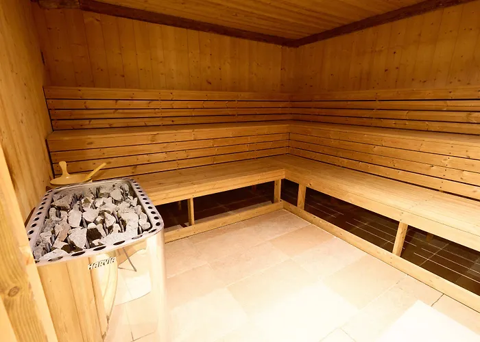 Hotel Base Camp - Les 2 Alpes 3*