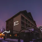 Base Camp - Les 2 Alpes Les Deux Alpes