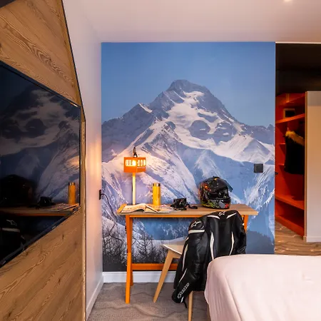 ホテル Base Camp - Les 2 Alpes レ・デュー・アルプ