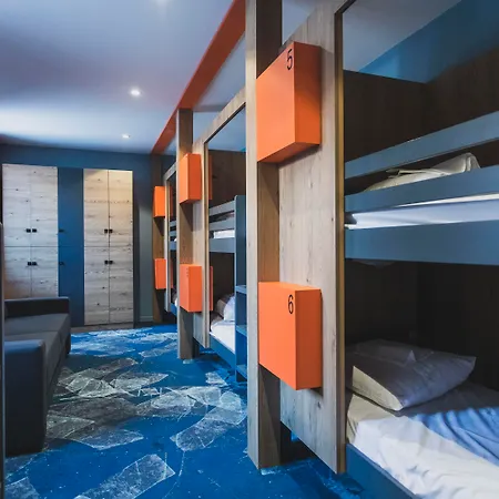 Hotel Base Camp - Les 2 Alpes 3*