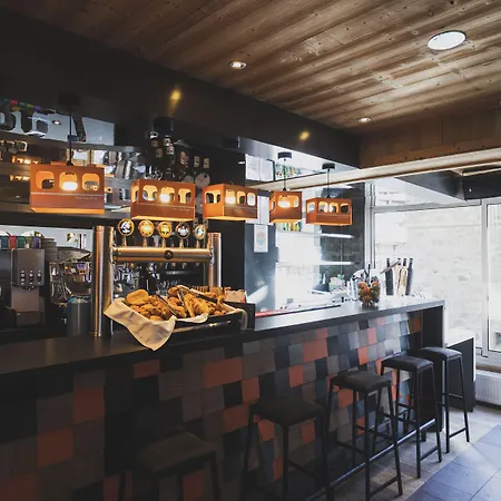 Hotel Base Camp - Les 2 Alpes 3*