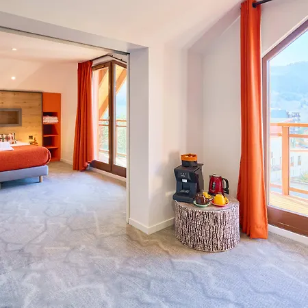 Hotell Base Camp - Les 2 Alpes 3*
