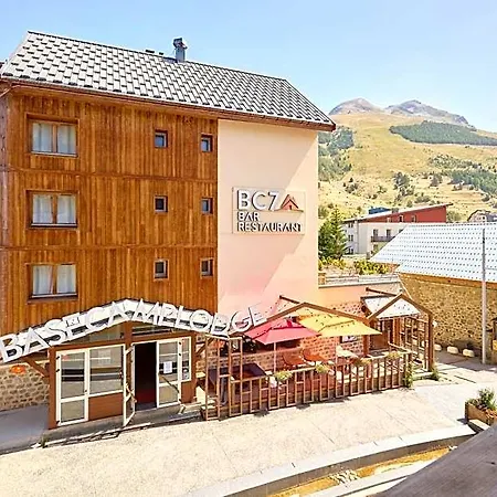 Hotel Base Camp - Les 2 Alpes 3*