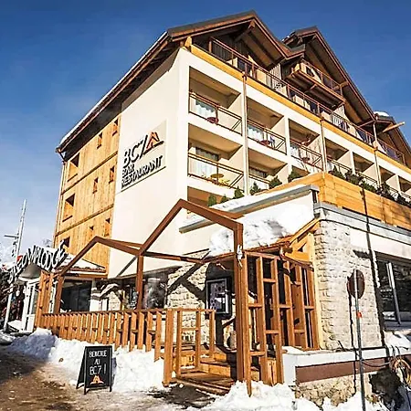 فندق Base Camp - Les 2 Alpes لو دوز آلب