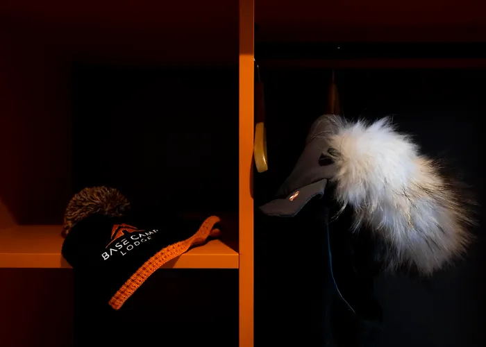 Otel Base Camp - Les 2 Alpes 3*