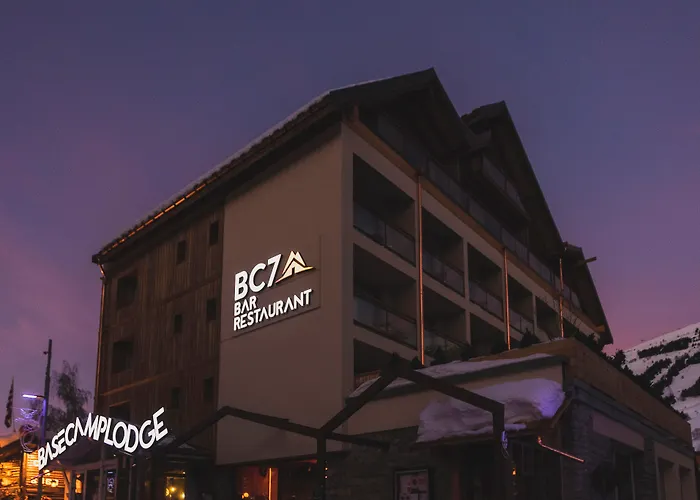 Base Camp - Les 2 Alpes Ле дез Альп