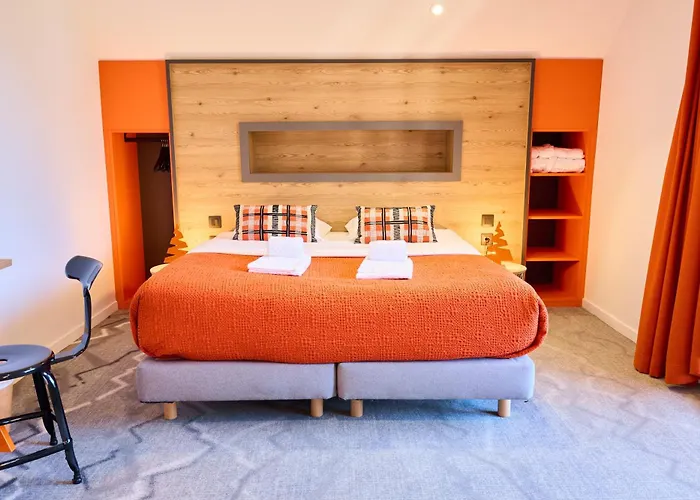 Otel Base Camp - Les 2 Alpes 3*